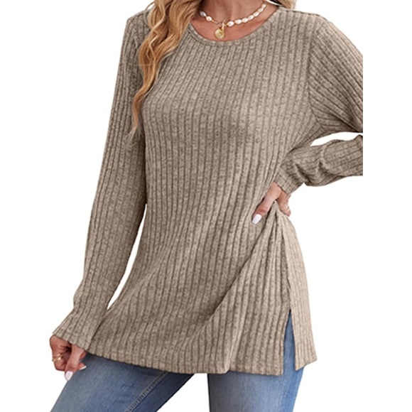 Sweaters - Ribbed Knit Long Sleeve Sweater